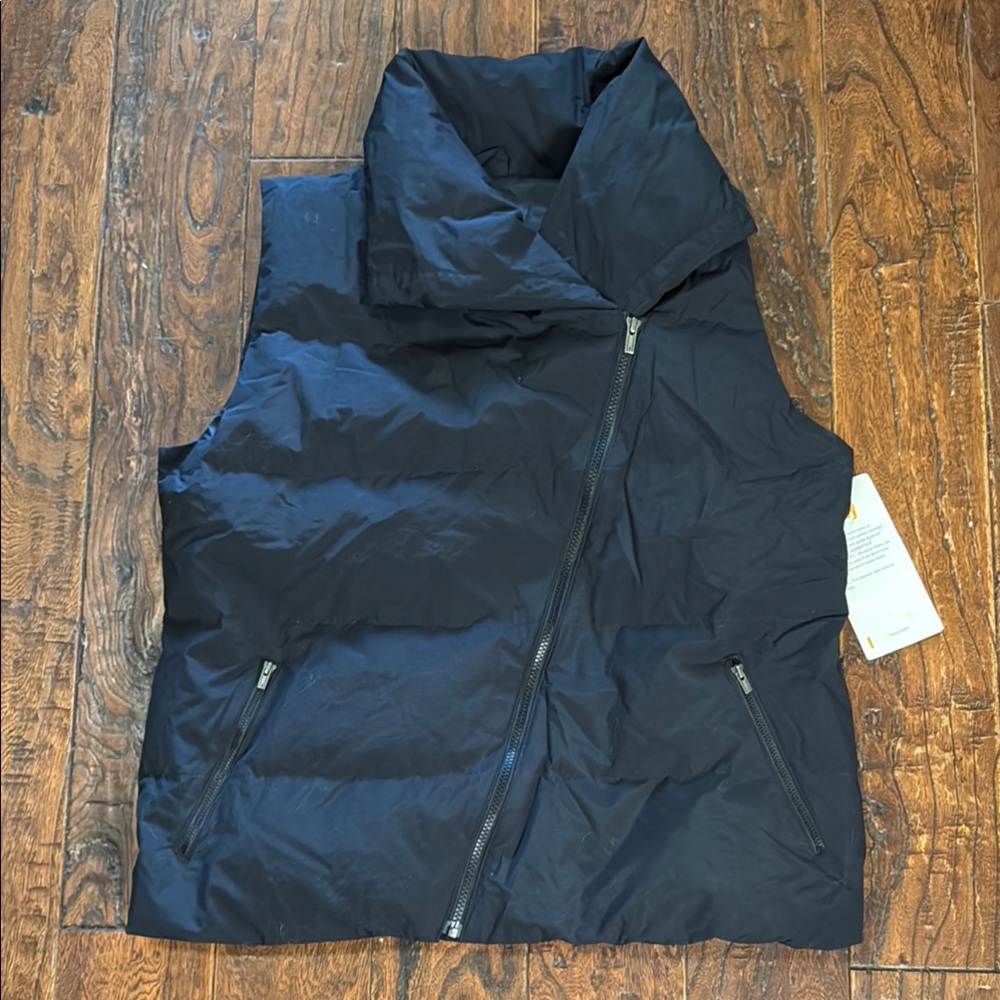 Lucy Hatha Insulated Vest Black Sz XL NWT